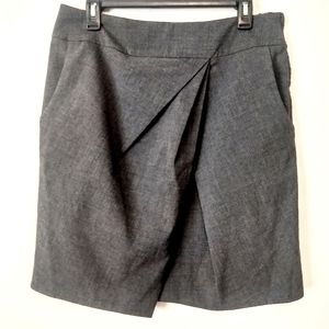 EUC H&M Pencil Pleated Dark Grey Plaid Skirt